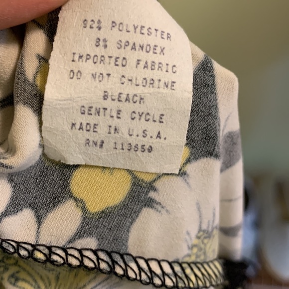 Paniz Women’s Skirt - Picture 4 of 5